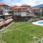 Royal Towers 2*