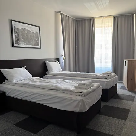 Hotel Royal Towers 2*
