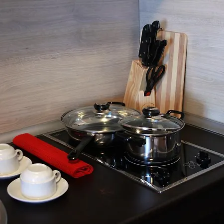 מלון Royal Towers 2*