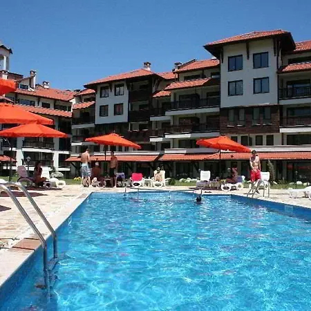 Royal Towers מלון בנסקו