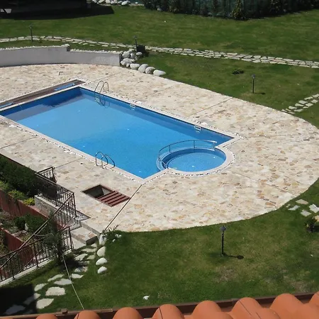 Otel Royal Towers 2*