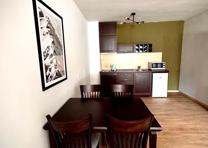 роял тауърс Хотел 2*