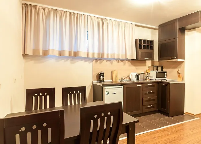 Hotel Royal Towers 2*