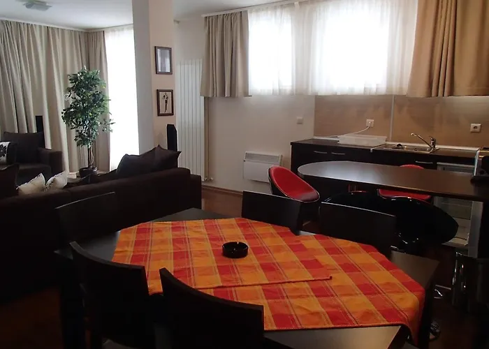 Hotel Royal Towers 2*