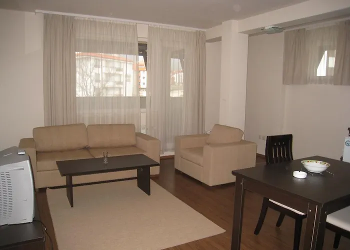 роял тауърс Хотел Банско